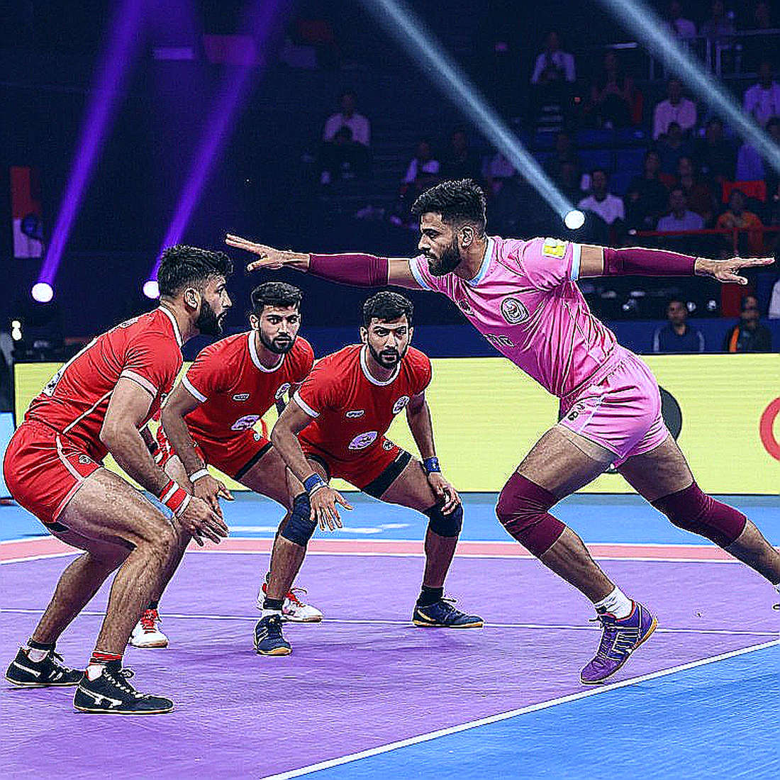 আকাডার কাদা থেকে নাগোয়ার ম্যাট: সুনীল কুমারের নেতৃত্ব আর কাবাডির তিনটি অলিখিত প্রশ্ন