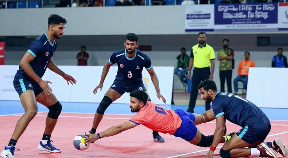 ৪০ থেকে ৩২: VCT পার্টনার কাটছাঁট আর যে অঙ্কটা রায়ট এখনও প্রকাশ করেনি
